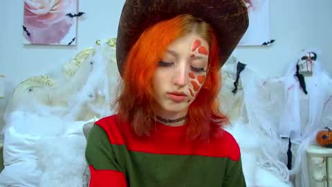 Snapshot of mistymarlow chatting on October 29, 2025, 6:48 am Misty online show from October 29, 2025, 6:48 am