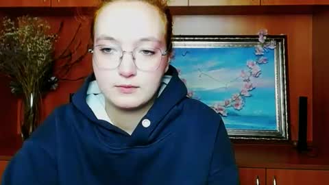 Snapshot of mistyrosee chatting on April 18, 2026, 6:17 am Aria online show from April 18, 2026, 6:17 am
