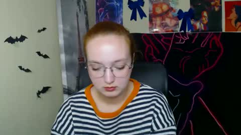 Snapshot of mistyrosee chatting on April 21, 2026, 6:41 am Aria online show from April 21, 2026, 6:41 am