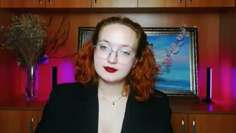 Snapshot of mistyrosee chatting on May 4, 2026, 10:39 pm Aria online show from May 4, 2026, 10:39 pm