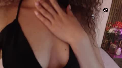 Mtica Brennet online show from March 11, 2026, 5:02 am