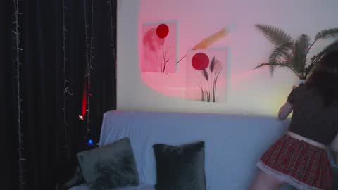 Yuka online show from February 2, 2025, 4:11 pm