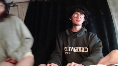 Snapshot of mixipeach chatting on February 9, 2026, 3:43 am Naomi and Nekorii online show from February 9, 2026, 3:43 am