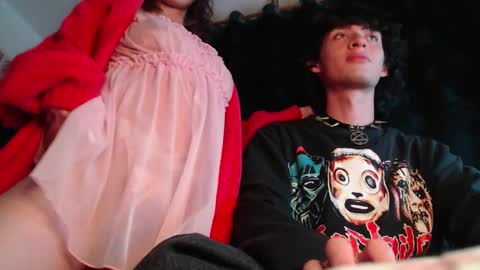 Snapshot of mixipeach chatting on February 13, 2026, 3:24 am Naomi and Nekorii online show from February 13, 2026, 3:24 am