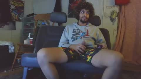 Snapshot of mixxychocolate chatting on February 3, 2026, 3:17 pm Deanthony online show from February 3, 2026, 3:17 pm