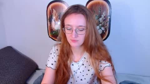 Snapshot of miya_here chatting on April 20, 2026, 4:43 pm Miya online show from April 20, 2026, 4:43 pm