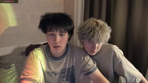 MeowMiku online show from December 20, 2025, 6:04 pm