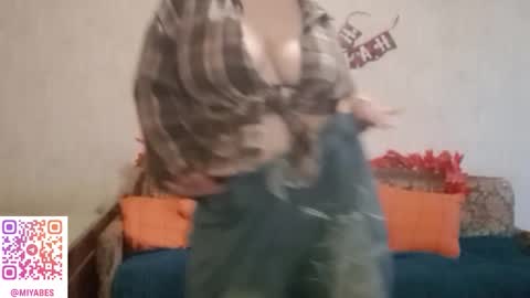 Milana online show from November 15, 2025, 7:16 am