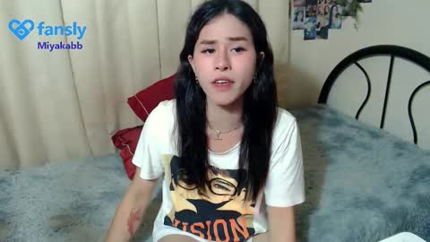 Miyakabebe online show from November 30, 2025, 12:09 pm