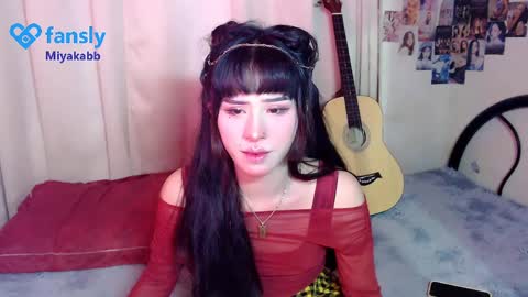 Miyakabebe online show from April 4, 2026, 8:17 pm