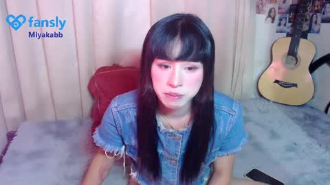 Miyakabebe online show from April 11, 2026, 9:52 pm