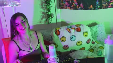 Snapshot of mj_vodkagirls chatting on January 7, 2025, 6:24 pm Hera Tethra Bathtub stream 20k followers Ask about our custom videos3 online show from January 7, 2025, 6:24 pm