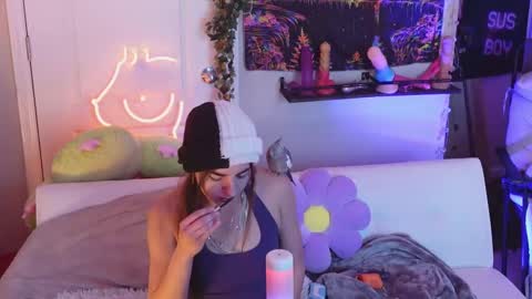 Snapshot of mj_vodkagirls chatting on March 6, 2025, 4:28 pm Hera Tethra Bathtub stream 20k followers Ask about our custom videos3 online show from March 6, 2025, 4:28 pm