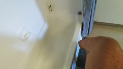 Snapshot of mjeffrey460699861 chatting on April 5, 2026, 1:19 pm mjeffrey460699861 online show from April 5, 2026, 1:19 pm