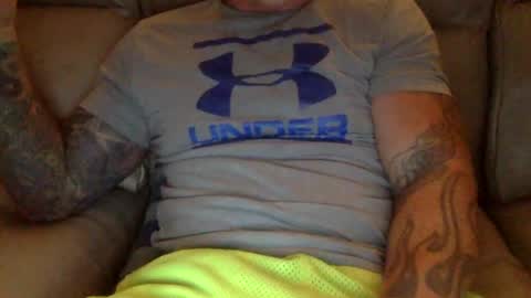 Snapshot of mjg175 chatting on December 1, 2024, 9:26 pm SexyRed online show from December 1, 2024, 9:26 pm