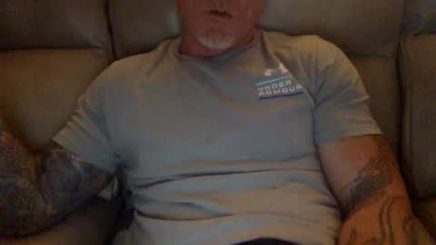 Snapshot of mjg175 chatting on February 8, 2025, 5:08 pm SexyRed online show from February 8, 2025, 5:08 pm
