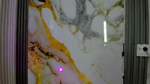 LUCRECIA   NEW ACCOUNT online show from March 31, 2026, 5:24 pm