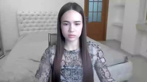 Snapshot of mmm_bananaa_ chatting on January 23, 2025, 3:11 pm Beata online show from January 23, 2025, 3:11 pm