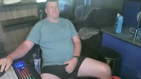 mmmthatsfunnn online show from June 3, 2026, 8:58 pm