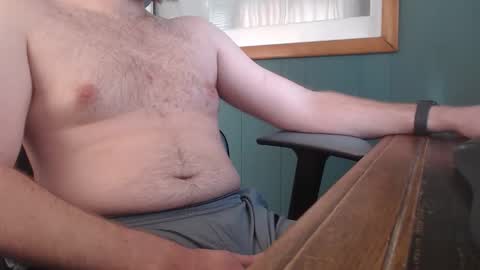 Snapshot of mmnthehooper chatting on October 29, 2025, 6:09 pm mmnthehooper online show from October 29, 2025, 6:09 pm