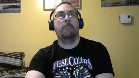 Snapshot of mmr4545 chatting on May 2, 2026, 4:06 am mark online show from May 2, 2026, 4:06 am