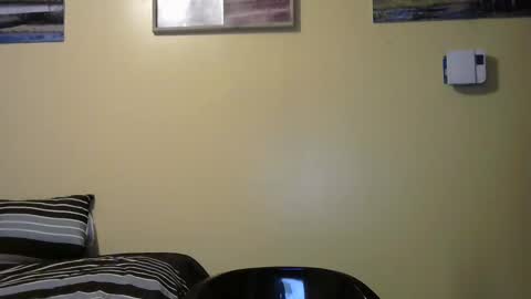Snapshot of mmr4545 chatting on May 7, 2026, 4:51 am mark online show from May 7, 2026, 4:51 am