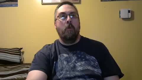 Snapshot of mmr4545 chatting on May 18, 2026, 4:07 am mark online show from May 18, 2026, 4:07 am