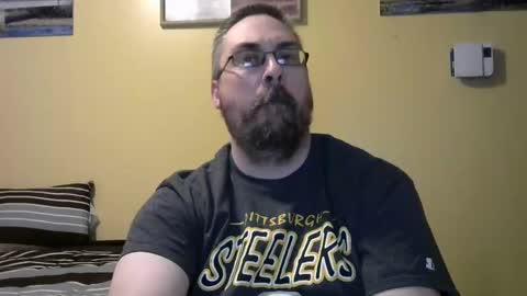 Snapshot of mmr4545 chatting on May 19, 2026, 3:46 am mark online show from May 19, 2026, 3:46 am