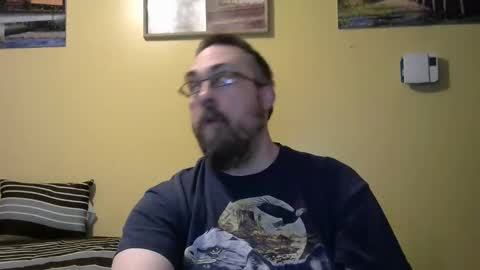 Snapshot of mmr4545 chatting on May 25, 2026, 4:07 am mark online show from May 25, 2026, 4:07 am