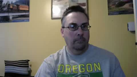 Snapshot of mmr4545 chatting on June 15, 2026, 1:19 am mark online show from June 15, 2026, 1:19 am