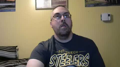 Snapshot of mmr4545 chatting on July 2, 2026, 3:45 am mark online show from July 2, 2026, 3:45 am