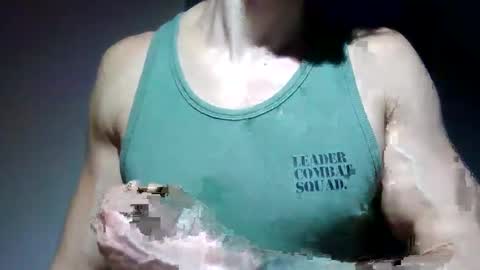 mmuscularman online show from November 9, 2025, 7:28 am