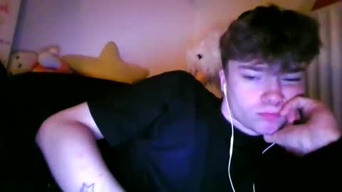 Snapshot of mncmrc chatting on September 19, 2025, 11:49 pm mncmrc online show from September 19, 2025, 11:49 pm