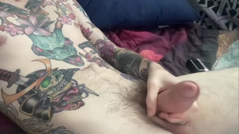 MNTuiLa online show from January 15, 2025, 4:21 pm