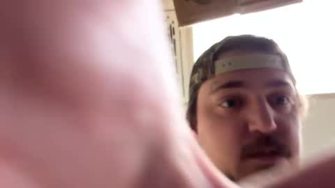 Snapshot of mnzo chatting on September 8, 2025, 6:40 pm Mnzo online show from September 8, 2025, 6:40 pm