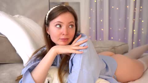 Snapshot of moan_elisa chatting on March 2, 2026, 7:15 am moan_elisa online show from March 2, 2026, 7:15 am