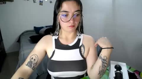 Snapshot of mocca_117 chatting on October 28, 2025, 10:52 am Sam online show from October 28, 2025, 10:52 am