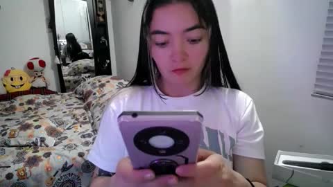 Snapshot of mocca_117 chatting on December 2, 2025, 2:39 am Sam online show from December 2, 2025, 2:39 am