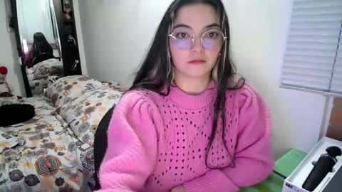 Snapshot of mocca_117 chatting on December 4, 2025, 12:42 am Sam online show from December 4, 2025, 12:42 am