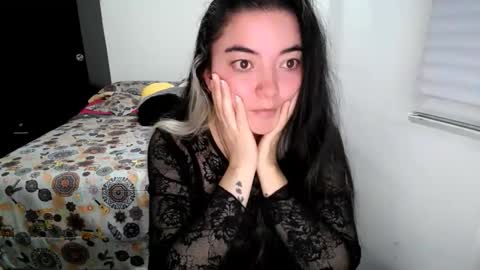 Snapshot of mocca_117 chatting on December 17, 2025, 5:13 am Sam online show from December 17, 2025, 5:13 am