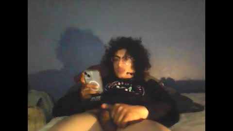 Snapshot of mochaandcreme chatting on March 1, 2025, 7:08 am mochaandcreme online show from March 1, 2025, 7:08 am