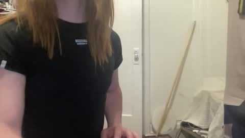 Snapshot of model_p050i chatting on April 9, 2026, 6:19 am model_p050i online show from April 9, 2026, 6:19 am