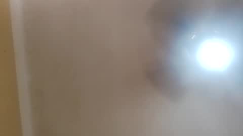 Snapshot of modelo_web18 chatting on February 2, 2026, 11:42 am camilo online show from February 2, 2026, 11:42 am