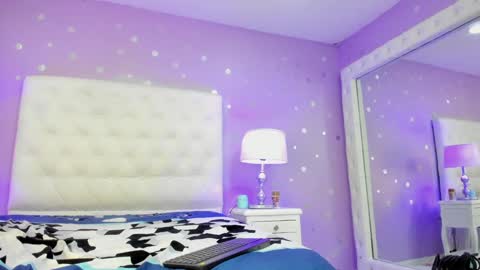 Sophia  online show from January 22, 2025, 9:54 pm