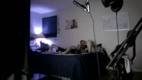 KingandhisQueen11 online show from October 6, 2025, 5:49 am