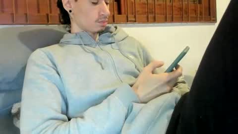 DigBreed online show from November 9, 2025, 2:04 pm