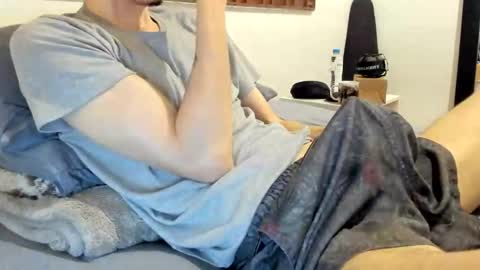 Snapshot of moderdelier chatting on March 28, 2026, 2:00 am DigBreed online show from March 28, 2026, 2:00 am