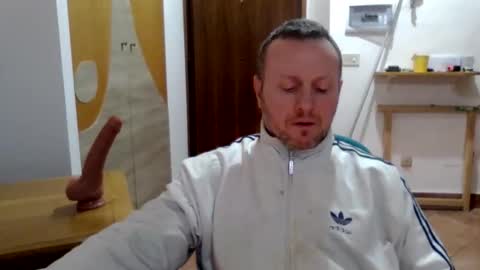 Snapshot of modesto1969 chatting on February 9, 2026, 3:27 pm modesto1969 online show from February 9, 2026, 3:27 pm