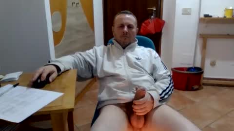 Snapshot of modesto1969 chatting on March 8, 2026, 12:41 am modesto1969 online show from March 8, 2026, 12:41 am