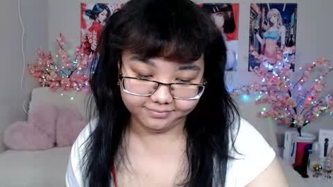 Molly online show from March 29, 2026, 4:12 am